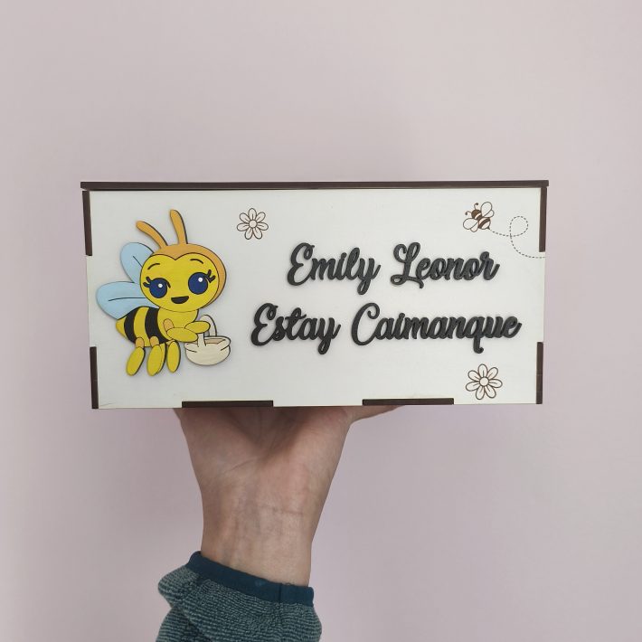 Cajita de recuerdos "Diseño de Abejita "