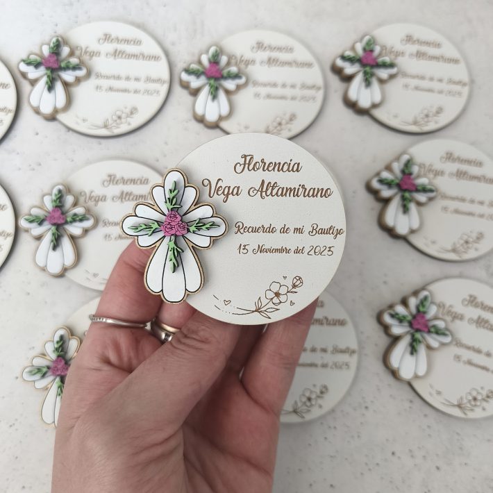 Recuerdo Red. Cruz rosa